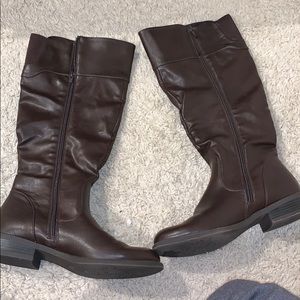 NINE WEST BROWN TALL BOOTS